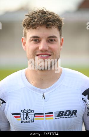 Dudenhofen, Deutschland. Januar 2021. Radsport/Strecke: BDR präsentiert seine Bahnradsprintern für die Olympischen Spiele. Maximilian Dörnbach. Quelle: Bernd Weißbrod/dpa/Alamy Live News Stockfoto