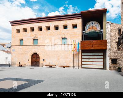 Don Vicente Tena Platz und La Muela Rathaus, Saragossa Stockfoto
