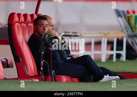 Almeria, Spanien. Mai 2024. ALMERIA, SPANIEN – 16. MAI: Xavi Hernandez Cheftrainer des FC Barcelona sieht am 16. Mai 2024 im Power Horse Stadium in Almeria, Spanien, vor dem LaLiga EA Sports Spiel zwischen UD Almeria und FC Barcelona. (Foto von Francisco Macia/Photo Players Images) Credit: Magara Press SL/Alamy Live News Stockfoto