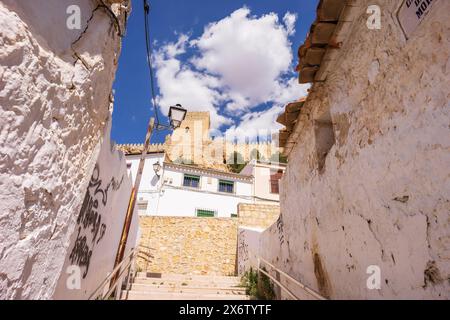 Schloss Almansa, nationales historisches und künstlerisches Denkmal, 14. Jahrhundert auf den Überresten von Almohad, Almansa, Provinz Albacete, Castilla-La Mancha, Spanien. Stockfoto