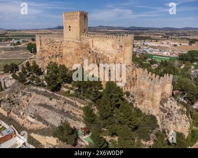 Schloss Almansa, nationales historisches und künstlerisches Denkmal, 14. Jahrhundert auf den Überresten von Almohad, Almansa, Provinz Albacete, Castilla-La Mancha, Spanien. Stockfoto