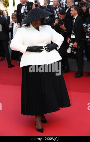 16. Mai 2024, Cannes, Cote D'azur, Frankreich: YSEULT nimmt an der Premiere von Megalopolis beim 77. Jährlichen Filmfestival von Cannes im Palais des Festivals in Cannes Teil (Foto: © Mickael Chavet/ZUMA Press Wire) NUR ZUR REDAKTIONELLEN VERWENDUNG! Nicht für kommerzielle ZWECKE! Stockfoto