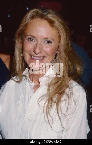 Ricky Anne Loew-Beer, Ehefrau von Ralph Lauren, nimmt am 16. Oktober 2001 an der Eröffnung der Dylan's Candy Bar in New York Teil. Foto: Henry McGee/MediaPunch Stockfoto