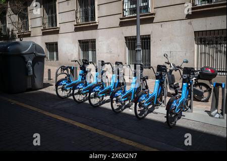 BiciMAD Bikes, ein Fahrradverleih-Programm, das vom Rathaus von Madrid, Spanien, betrieben wird Stockfoto