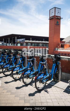 BiciMAD Bikes, ein Fahrradverleih-Programm, das vom Rathaus von Madrid, Spanien, betrieben wird Stockfoto