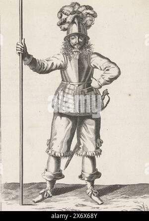 Soldat, von vorne gesehen, mit der rechten Hand den Speer aufrecht halten, ca. 1645, Ein Soldat, voller Länge, mit der rechten Hand einen Speer aufrecht halten. Auf der Rückseite mit Text in französischer Sprache gedruckt. Kostenlose Kopie von Platte 1 in der Anleitung zur Handhabung des Dorns in der Wapenhandelinghe von J. de Gheyn. Militärsystem um 1600., Druck, Druckerei: Petrus Rucholle, Südholland, 1645 - 1647, Papier, Gravur, Höhe ca. 235 mm x Breite ca. 165 mm Stockfoto