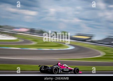 Speedway, in, USA. Mai 2024. KYLE KIRKWOOD (27) aus Jupiter, Florida, trainiert für den 108. Lauf des Indianapolis 500 auf dem Indianapolis Motor Speedway in Speedway, IN. (Credit Image: © Grindstone Media Group/ASP) NUR REDAKTIONELLE VERWENDUNG! Nicht für kommerzielle ZWECKE! Stockfoto