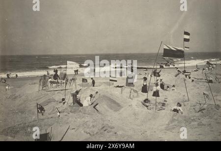 Strandszene, Foto, anonym, Niederlande, ca. 1900, fotografischer Träger, Gelatinedruck, Höhe, 80 mm x Breite, 122 mm Stockfoto