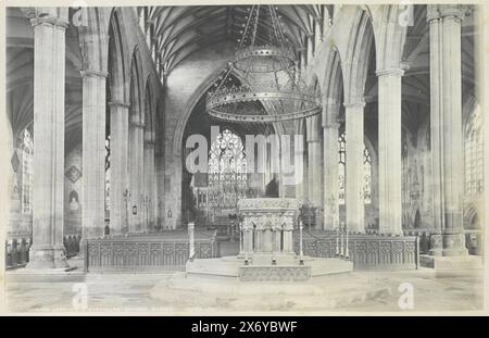 Das Innere der St. Botolph's Church in Boston (England) mit Blick auf die E. St. Botolph Church. Boston. (Titel auf Objekt), Teil des Reisealbums mit Fotos von Sehenswürdigkeiten in England und Frankreich., Foto, James Valentine, Boston, 1900, Papier, Höhe, 190 mm x Breite, 298 mm Stockfoto