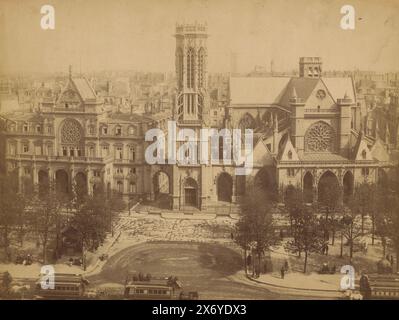 Rathaus des ersten Arrondissements von Paris und der Kirche Saint-Germain-l'Auxerrois, Paris, Paris. La Mairie du 1er Arrondissement et l'Eglise St. Germain l'Auxerrois (Titel auf Objekt), Foto, X-Foto., (auf Objekt erwähnt), Paris, 1887 - 1900, Papier, Albumendruck, Höhe, 211 mm x Breite, 274 mm, Höhe, 219 mm x Breite, 280 mm Stockfoto