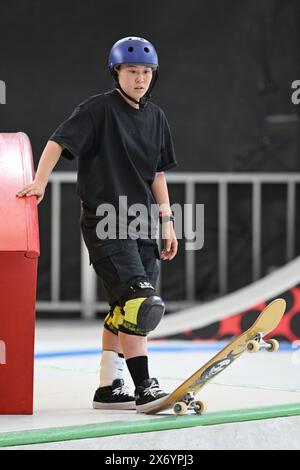 Shanghai, China. Kredit: MATSUO. Mai 2024. Hinano Kusak (JPN) Skateboarden : OQS olympische Qualifikationsserie für paris 2024 Women's Park Vorspiele am Huangpu River in Shanghai, China. Kredit: MATSUO . K/AFLO SPORT/Alamy Live News Stockfoto