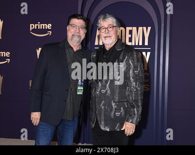 Friso, USA. Mai 2024. Teddy Gentry und Randy Owen kamen bei der 59. Academy of Country Music Awards, die am 16. Mai 2024 im Ford Center at the Star in Friso, TX, stattfanden, © Tammie Arroyo/AFF-USA.com Credit: AFF/Alamy Live News Stockfoto