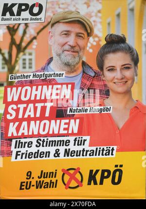 Plakate österreichischer, politische Parteien zur EU-Wahl am 9.Juni 2024, am 16.05.2024. Das Bild zeigt ein Plakat der Kommunistischen Partei Österreichs, mit den Salzburger Kandidaten Günther Hopfgartner und Natalie Hangöbl 2024 - Plakate österreichischer, politische Parteien zur EU-Wahl am 9.Juni 2024, am 16.05.2024. *** Plakate österreichischer Parteien zur EU-Wahl am 9. Juni 2024, am 16. 05 2024 das Bild zeigt ein Plakat der Kommunistischen Partei Österreichs, mit den Salzburger Kandidaten Günther Hopfgartner und Natalie Hangöbl 2024 Plakaten österreichischer Parteien für die EU e Stockfoto