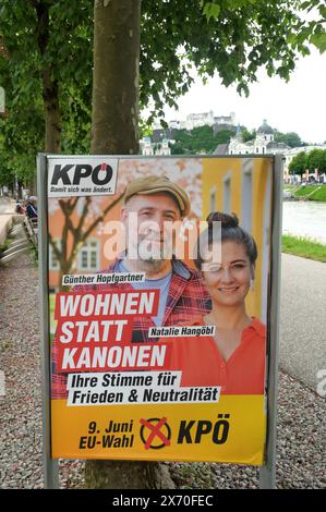 Plakate österreichischer, politische Parteien zur EU-Wahl am 9.Juni 2024, am 16.05.2024. Das Bild zeigt ein Plakat der Kommunistischen Partei Österreichs, mit den Salzburger Kandidaten Günther Hopfgartner und Natalie Hangöbl 2024 - Plakate österreichischer, politische Parteien zur EU-Wahl am 9.Juni 2024, am 16.05.2024. *** Plakate österreichischer Parteien zur EU-Wahl am 9. Juni 2024, am 16. 05 2024 das Bild zeigt ein Plakat der Kommunistischen Partei Österreichs, mit den Salzburger Kandidaten Günther Hopfgartner und Natalie Hangöbl 2024 Plakaten österreichischer Parteien für die EU e Stockfoto