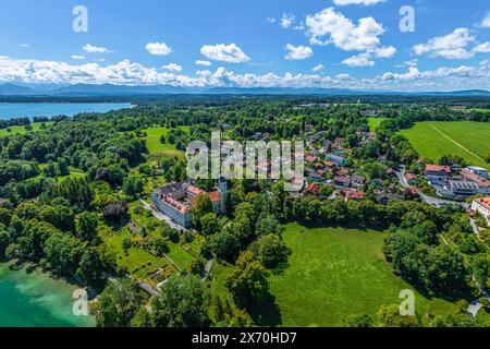 Die Gemeinde Bernried am Starnberger See im Luftbild Ausblick auf Bernried in der bayerischen Region Oberland am West Bernried Bayern Deutschland *** Stockfoto