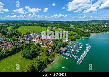 Die Gemeinde Bernried am Starnberger See im Luftbild Ausblick auf Bernried in der bayerischen Region Oberland am West Bernried Bayern Deutschland *** Stockfoto