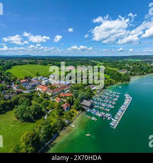 Die Gemeinde Bernried am Starnberger See im Luftbild Ausblick auf Bernried in der bayerischen Region Oberland am West Bernried Bayern Deutschland *** Stockfoto