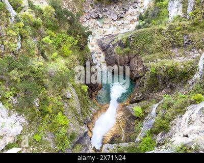 Hohenschwangau Themenbild, Symbolbild, Schloss Neuschwanstein, Tourismus, Urlaub, GER, 15.05.24 Blick nach unten von der Marienbruecke, Themenbild, Symbolbild, Schloss Neuschwanstein, Tourismus, Urlaub, DE, 15.05.24, *** Hohenschwangau Themenbild, Symbolbild Schloss Neuschwanstein, Tourismus, Urlaub, GER, 15 05 24 Blick von der Marienbrücke, Themenbild, Symbolbild, Schloss Neuschwanstein, Tourismus, Urlaub, DE, 15 05 24, Copyright: xEibner-Pressefoto/WolfgangxFrankx EP WFK Stockfoto