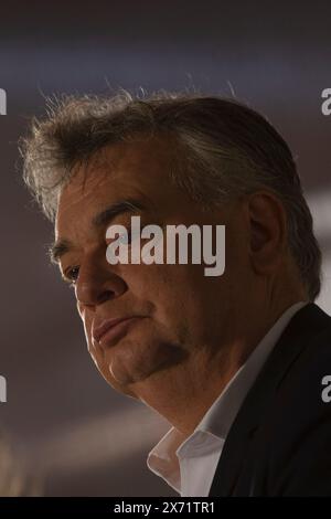 Wien, Österreich. Mai 2024. ÖSTERREICH; WIEN; 20240517; Grüner Bundessprecher und Vizekanzler Werner Kogler während einer Pressekonferenz und Wahlplakatpräsentation zur bevorstehenden EU-Wahl am 17. Mai 2024 in Wien. /// ÖSTERREICH; WIEN; 20240517; Grüner Bundesprecher und Vizekanzler Werner Kogler während einer Pressekonferenz und Wahlplakate Präsentation zu der kommenden EU Wahl am 17. Mai 2024 in Wien. - 20240517 PD4482 Credit: APA-PictureDesk/Alamy Live News Stockfoto