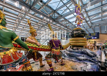 Innenraum des Suvarnabhumi International Airport Terminals, Schauplatz des Aufruhrs der Milk Ocean Statue, Bangkok, Thailand Stockfoto