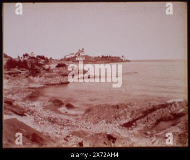 Light-House Point, Marquette, mich, aufgeführt in Detroit, Katalog F (1899). "Detroit Photographic Co.", auch Cyanotyp, LOS 12686, nein 12., hinten an hinten montiert mit '01980. Gänsesee.“ Vielleicht war er Teil eines Albums, Detroit Publishing Co. No 01979., Geschenk; State Historical Society of Colorado; 1949, Capes (Coasts), Vereinigte Staaten, Michigan, Marquette. , Usa, Michigan, Light House Point. Stockfoto