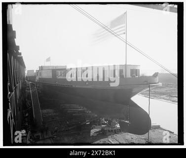 Steamer City of Cleveland, Titel von Jackett, Detroit Publishing Co.-Nr. 043383., Geschenk; State Historical Society of Colorado; 1949, City of Cleveland (Steamboat), Steamboats. , Bootsindustrie und Schiffbau. , Usa, Michigan, Wyandotte. Stockfoto