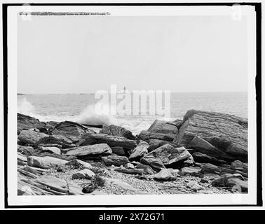 RAM's heißt RAM Island Ledge Light von Cushing Island, Portland, Me., Detroit Publishing Co.-Nr. 071511., Geschenk; State Historical Society of Colorado; 1949, Leuchttürme. , Uferpromenade. Usa, Maine, Cushing Island. Stockfoto