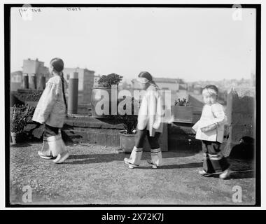 Chinesische Motive, Titel aus Jacke., 'WHJ 417' auf negativ. Detroit Publishing Co.-Nr. 32670., Geschenk; State Historical Society of Colorado; 1949, Chinese Americans. , Kinder. Stockfoto