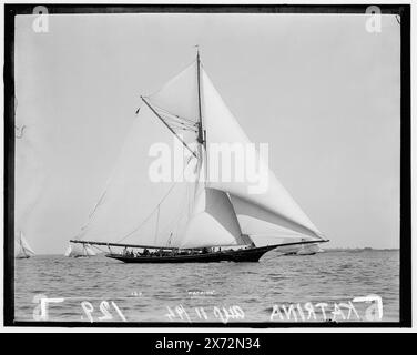 Katrina, Attribution basiert auf Titel und Nummerierung., '129' auf negativ. No. Detroit Publishing Co. No., Geschenk; State Historical Society of Colorado; 1949, Katrina (Yacht), Yachts. Stockfoto