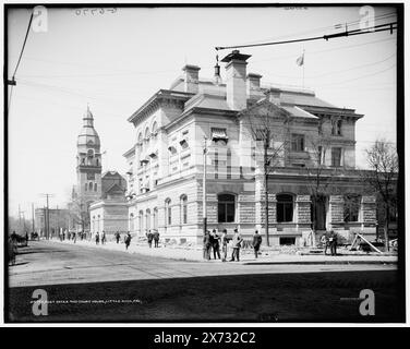Postamt und Pulaski Court House, Little Rock, Arche., Gerichtsturm links; Postamt rechts., 'G 6770' negativ., Detroit Publishing Co.-Nr. 071744., Geschenk; State Historical Society of Colorado; 1949, Postämter. , Gerichtsgebäude. Usa, Arkansas, Little Rock. Stockfoto