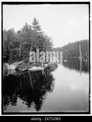 Saranac Lake, Boulder Bend, Saranac River, Adirondacks, N.Y. Titel aus Jacke., 'G 5508' auf negativ. Detroit Publishing Co.-Nr. 036956., Geschenk; State Historical Society of Colorado; 1949, Rivers. , Usa, New York (Bundesstaat), Adirondack Mountains. , Usa, New York (Bundesstaat), Saranac River. Stockfoto