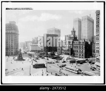 Campus Martius, Detroit, mir. Rathaus rechts. Detroit Publishing Co.-Nr. 073218., Geschenk; State Historical Society of Colorado; 1949, Plazas. , Kommerzielle Einrichtungen. , Stadthalle und Rathäuser. , Usa, Michigan, Detroit. Stockfoto