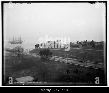 Warwick Casino, Newport News, Virginia, nahe Variante des rechten Abschnitts eines zweiteiligen Panoramas; vollständiges Panorama siehe negative D4-10629. Dieses negative erschien auch separat., Christopher Newport Park., WHJ 175-02. Auf negative., Detroit Publishing Co. Nrn. 014193, 010629., Gift; State Historical Society of Colorado; 1949, Casinos. , Hafen. , Parks. , Usa, Virginia, Newport News. Stockfoto