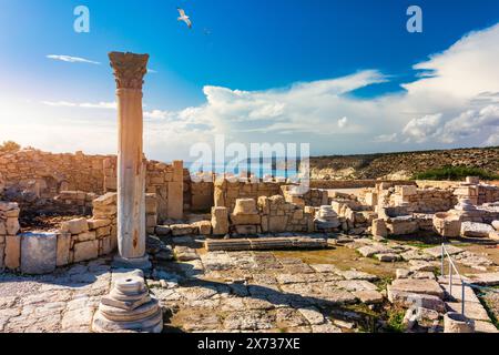 Κourion alte Ruinen der antiken Stadt. Achilles' House Kourio Basilika im Apollo-Heiligtum im Kourion-Weltkulturerbe Archäologische Sit Stockfoto