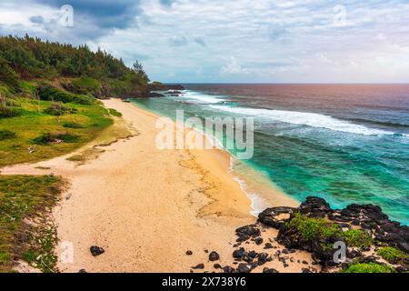 Spektakulärer Gris Gris Beach im Süden von Mauritius. Hier sind die starken Wellen des Indischen Ozeans, die auf die Klippen stürzen. Das Schwimmen ist prohibi Stockfoto