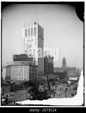 Real Estate Exchange vom Rathaus, Detroit, mir., Titel von Jacke., 'Detroit Patriotic Fund' auf Schild an der Seite des Immobiliengebäudes; Campus Martius and Soldiers' and Sailors' Monument in der Mitte. Datum basiert auf Jahren, in denen das Logo des Detroit Patriotic Fund „Fill the Flag“ (abgebildet) verwendet wurde., „# 31 Solterbeck“ auf negativ. Detroit Publishing Co.-Nr. 500967., Geschenk; State Historical Society of Colorado; 1949, Bürogebäude. , Plazas. , Immobiliengeschäft. , Usa, Michigan, Detroit. Stockfoto