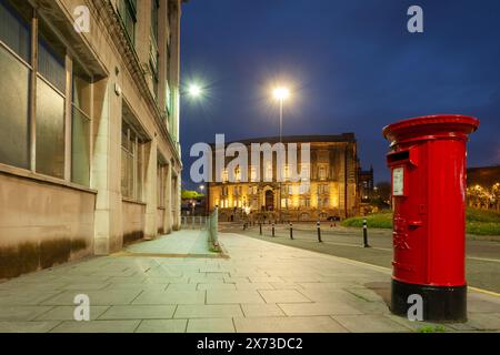 Sonnenaufgang im Stadtzentrum von Liverpool, England. Stockfoto