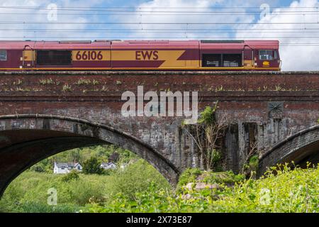 Die Gatehampton Railway Bridge, auch Goring Viaduct genannt, überquert die Themse bei Goring an der Grenze zu Oxfordshire Berkshire in England Stockfoto