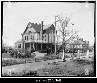 Residence of Booker T. Washington, Tuskegee Institute, Ala., 'G 3653' und '53' auf negative., Detroit Publishing Co. No. 019466., Geschenk; State Historical Society of Colorado; 1949, Washington, Booker T., 1856-1915, Häuser und Orte. , Universitäten und Hochschulen. , Wohnungen. , Afroamerikaner, Bildung. , Usa, Alabama, Tuskegee. Stockfoto