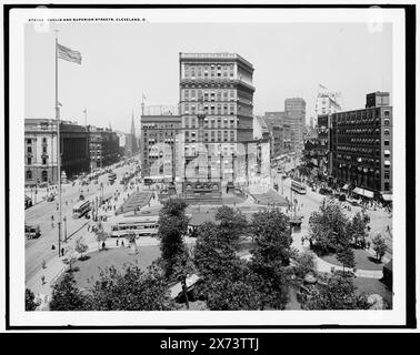 Euclid Street und Superior Street, d. h. Avenue, Cleveland, Ohio, am Public Square; einschließlich Cuyahoga County Soldiers'and Sailors' Monument, Detroit Publishing Co. No 072382., Geschenk; State Historical Society of Colorado; 1949, Streets. , Kommerzielle Einrichtungen. , Denkmäler und Denkmäler. , Plazas. , Vereinigte Staaten, Geschichte, Bürgerkrieg, 1861-1865. , Usa, Ohio, Cleveland. Stockfoto