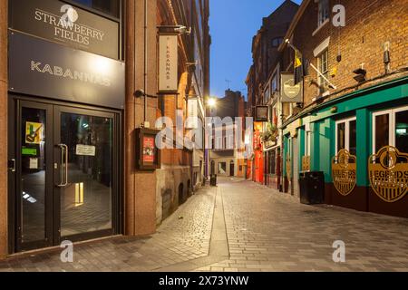 Sonnenaufgang im Cavern Quarter von Liverpool, England. Stockfoto