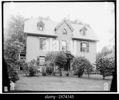 Harriet Beecher Stowe's Residence, Hartford, CT., '2169' auf negativ. Detroit Publishing Co.-Nr. 018039., Gift; State Historical Society of Colorado; 1949, Stowe, Harriet Beecher, 1811-1896, Häuser und Orte. , Wohnungen. , Usa, Connecticut, Hartford. Stockfoto