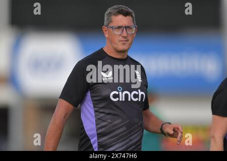 Northampton, Großbritannien. Mai 2024. England Women Head Coach Jon Lewis vor dem 2. Vitality IT20 zwischen England Women und Pakistan Women im County Ground, Northamptonshire. Kyle Andrews/Alamy Live News Stockfoto