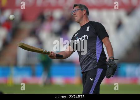 Northampton, Großbritannien. Mai 2024. England Women Head Coach Jon Lewis vor dem 2. Vitality IT20 zwischen England Women und Pakistan Women im County Ground, Northamptonshire. Kyle Andrews/Alamy Live News Stockfoto