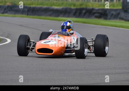 Leif Bosson, Brabham-Ford BT28, Derek Bell Cup, ein 20-minütiges Rennen mit 1-Liter-Formel-3-Einsitzern, das in den Jahren 1964 teilnahm - Stockfoto