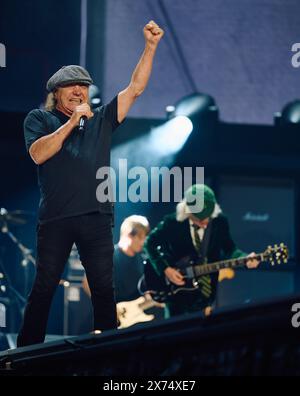 AC/DC Brian Johnson - Power Up Tour - Europa 2024 live im ...