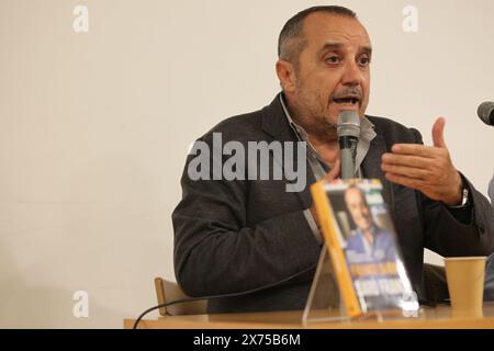 Neapel, Italien. November 2019. Franco Di Mare, geboren am 28. Juli 1955 in Neapel, verstarb am 17. Mai 2024, ist Korrespondenzjournalist und RAI-Netzwerkdirektor. (Foto: Salvatore Esposito/Pacific Press) Credit: Pacific Press Media Production Corp./Alamy Live News Stockfoto