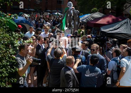 GWU, DC, USA - 1. Mai 2024 - Eine Gruppe von Republikanern des US-House Oversight Committee besuchte das pro-palästinensische Lager der GWU Stockfoto