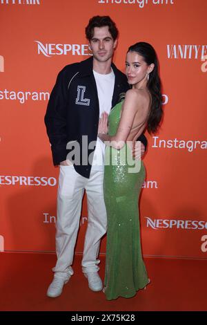Scott Morton und Lea Elui nahmen an der Nespresso x Vanity Fair x Instagram Party bei der Plage Nespresso beim 77. Jährlichen Filmfestival in Cannes am 17. Mai 2024 Teil. Foto: Jerome Dominé/ABACAPRESS. COM Credit: Abaca Press/Alamy Live News Stockfoto
