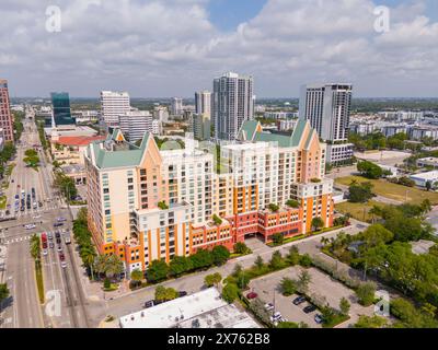 Fort Lauderdale, FL, USA - 13. Mai 2024: Fort Lauderdale Florida. Das Waverly im Las Olas Condominium Stockfoto